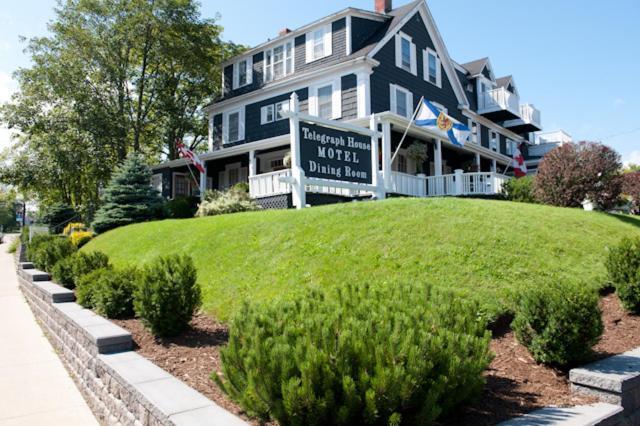 Telegraph House Motel Baddeck Inlet Eksteriør bilde