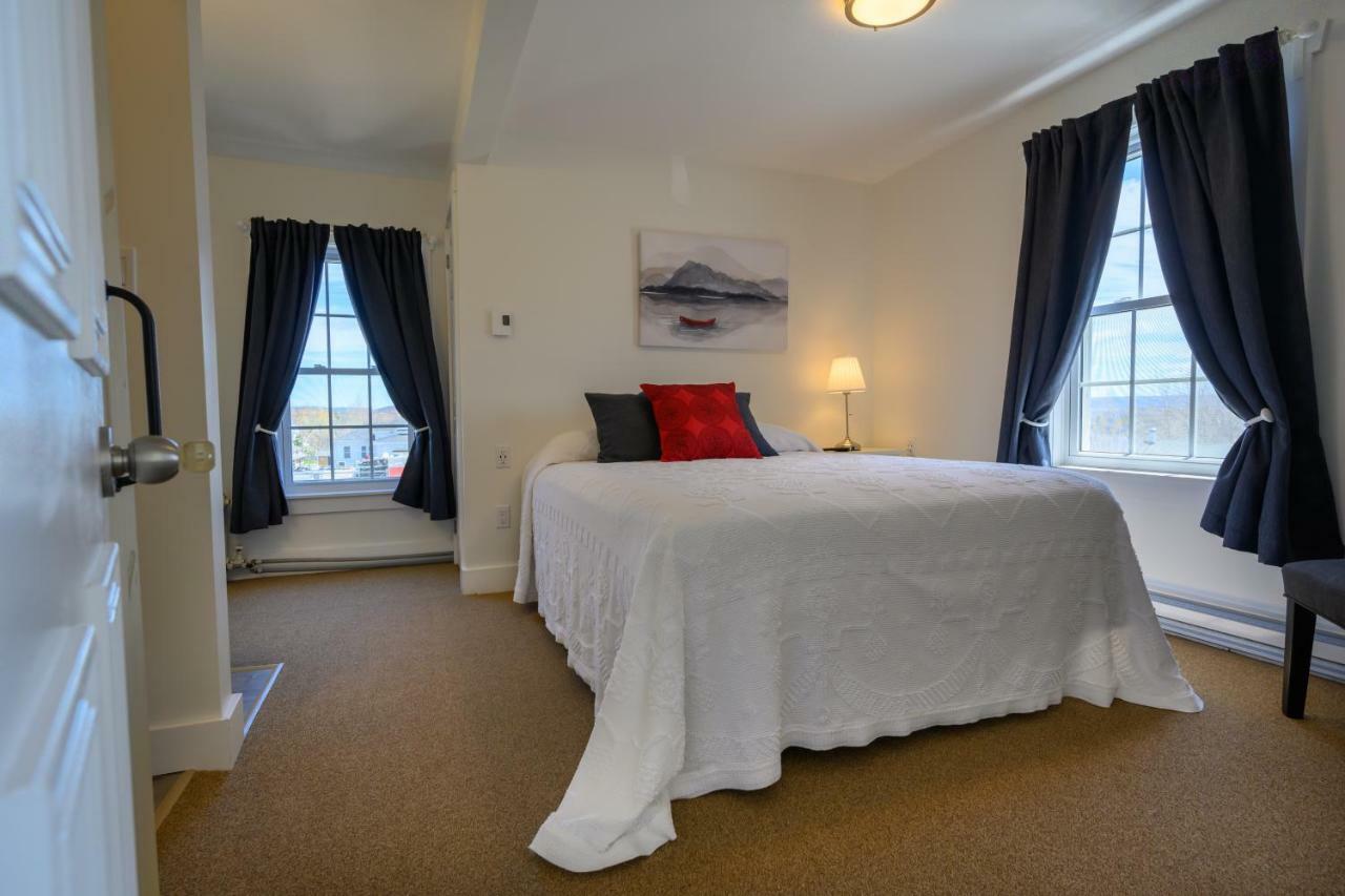 Telegraph House Motel Baddeck Inlet Eksteriør bilde